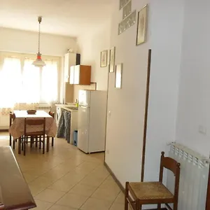 Parri , Follonica Italia